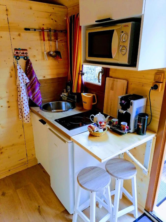 Nimes En Garrigues Bed & Breakfast Eksteriør bilde